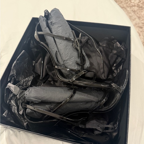 Saint Laurent Cassandra Leather Sandals - Picture 2 of 2